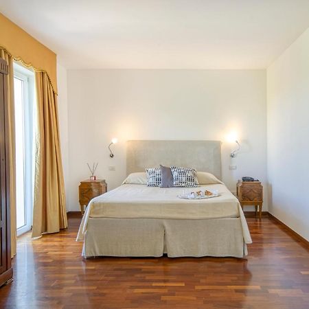 Hotel La Corte Matera Bagian luar foto