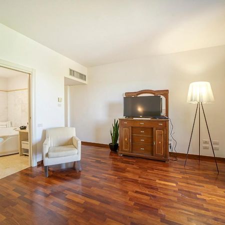 Hotel La Corte Matera Bagian luar foto