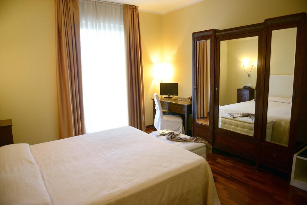 Hotel La Corte Matera Bagian luar foto