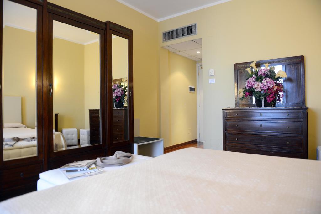 Hotel La Corte Matera Ruang foto